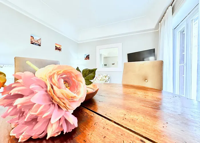 Elegantis Vatican View Apartment With Private Terrace